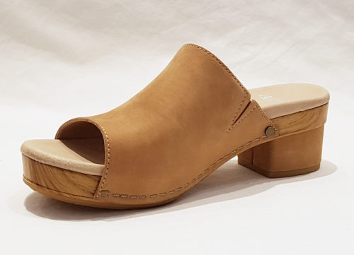 dansko maci sandal