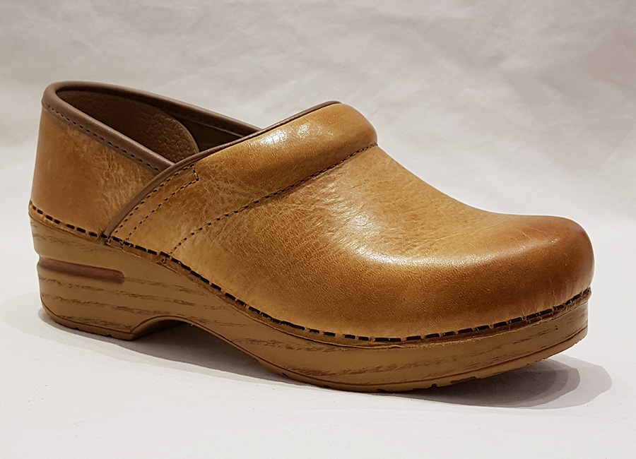 dansko honey clog